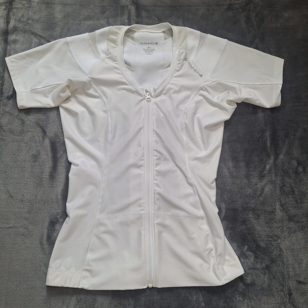 ALIGNMED  Women's White Zip-Up Top Size L
